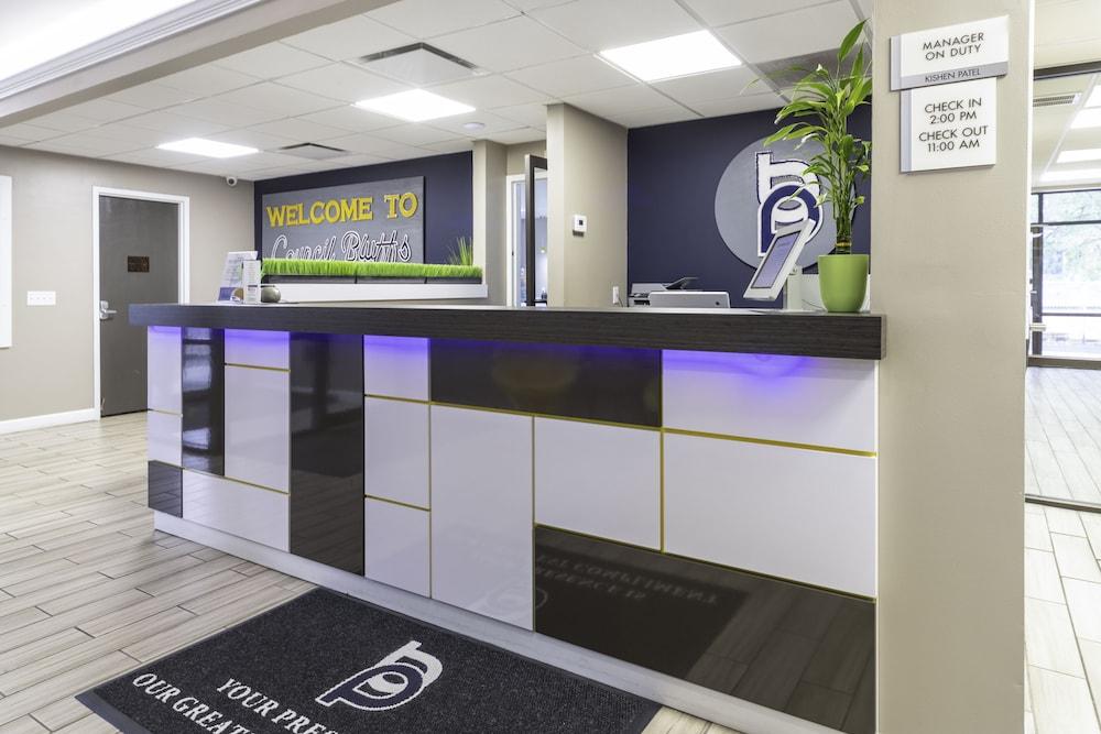 Bridgepointe & By Bphotels, Council Bluffs, Omaha Area 2*