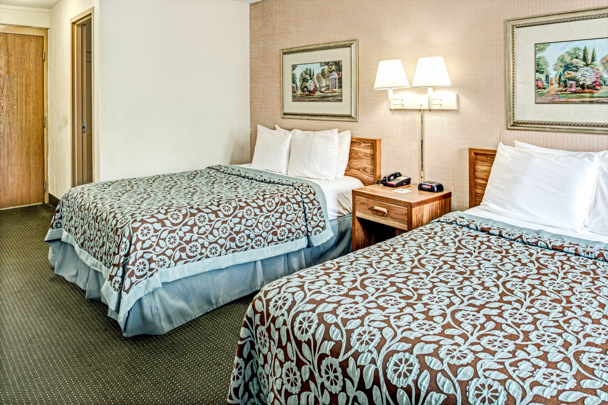 Bridgepointe & By Bphotels, Council Bluffs, Omaha Area Hotel Council Bluffs